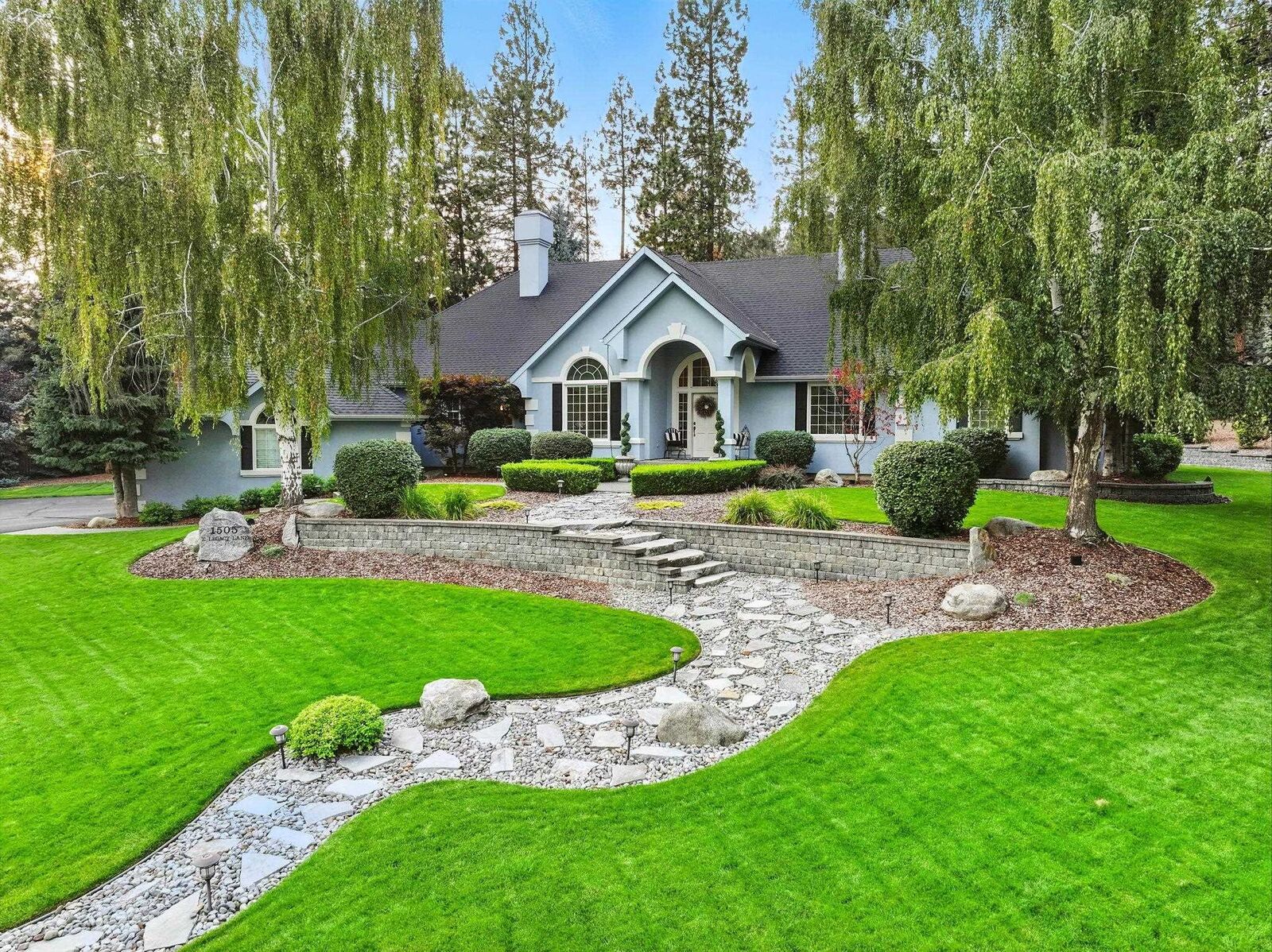 Property Photo: 1505 E Legacy Ln WA 99208