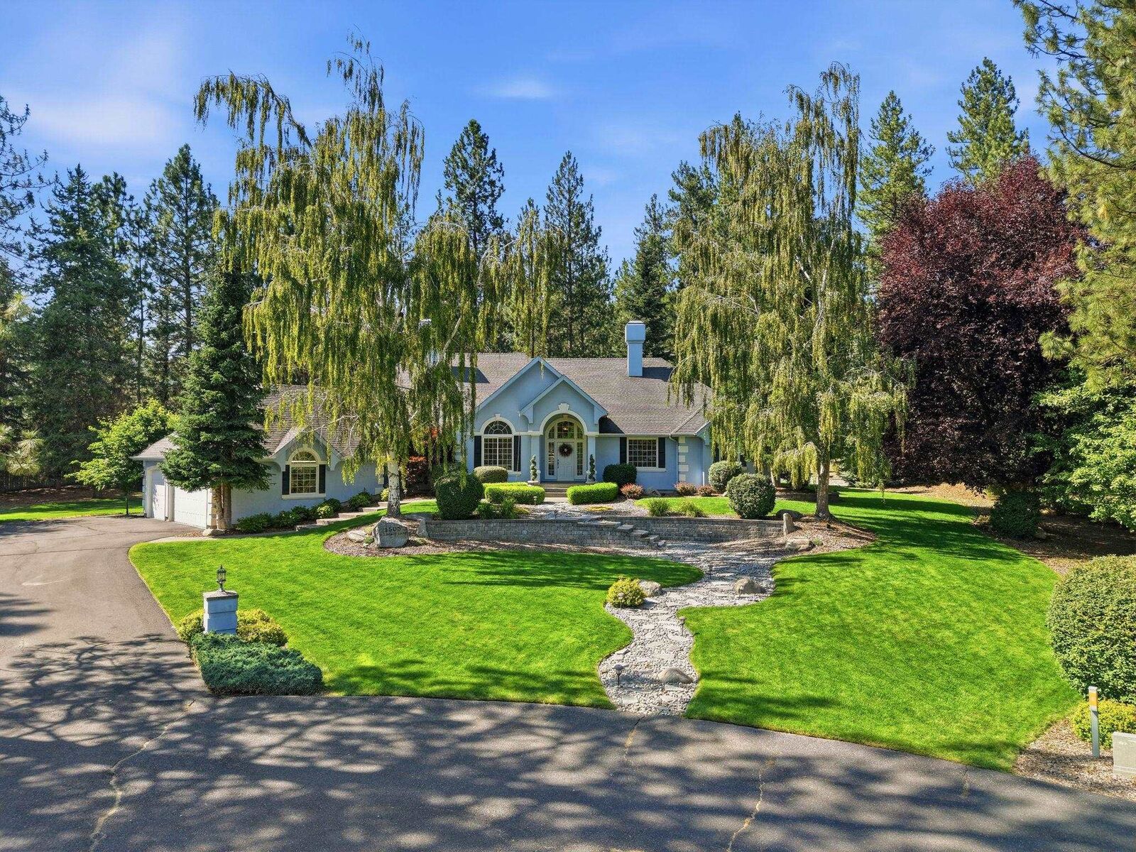 Property Photo:  1505 E Legacy Ln  WA 99208 