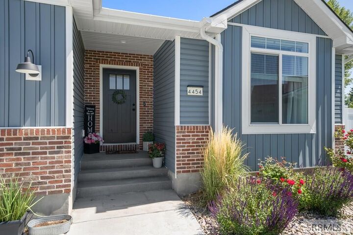 Property Photo:  4454 E Tarrell Circle  ID 83401 