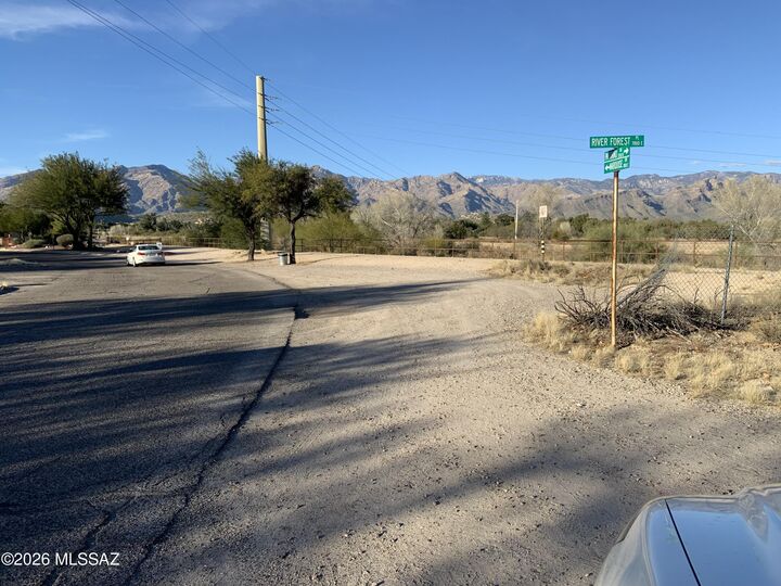 Property Photo: 7730 E River Forest Place 11 AZ 85715