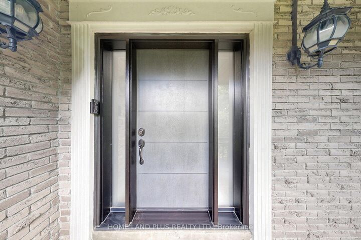 Property Photo: 50 Stillwater Crescent ON M2R 3S2