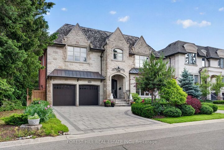 Property Photo: 59 Munro Boulevard ON M2P 1C3