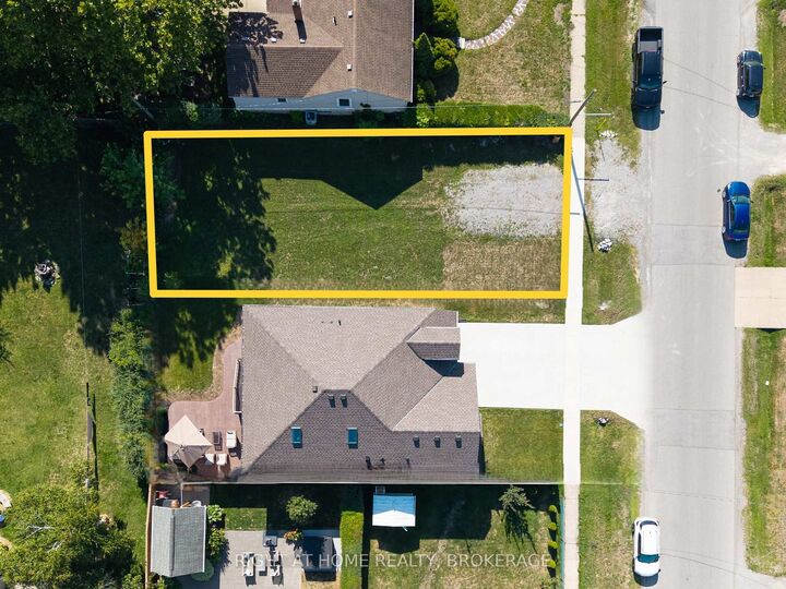 32A Dorothy Street — photo 1