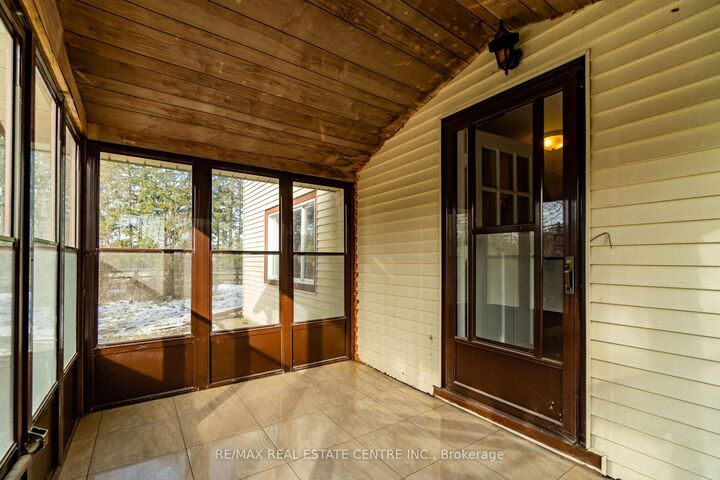 8681 Canyon Road — photo 1