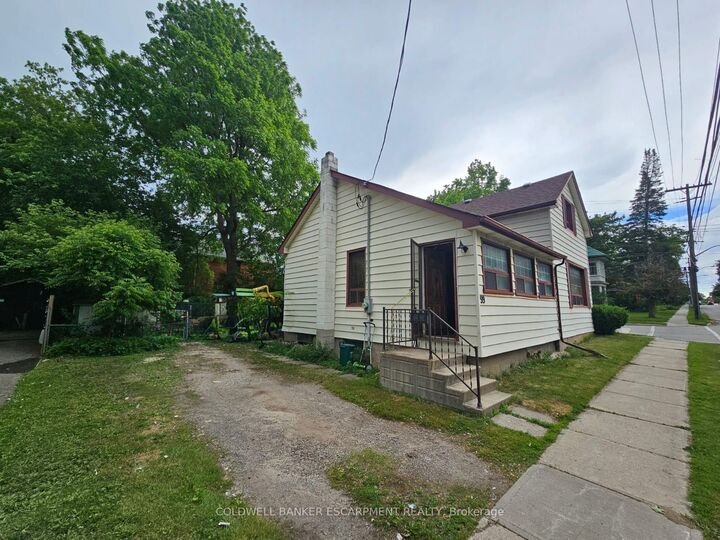 Property Photo: 99 Church Street E ON L7J 1K9