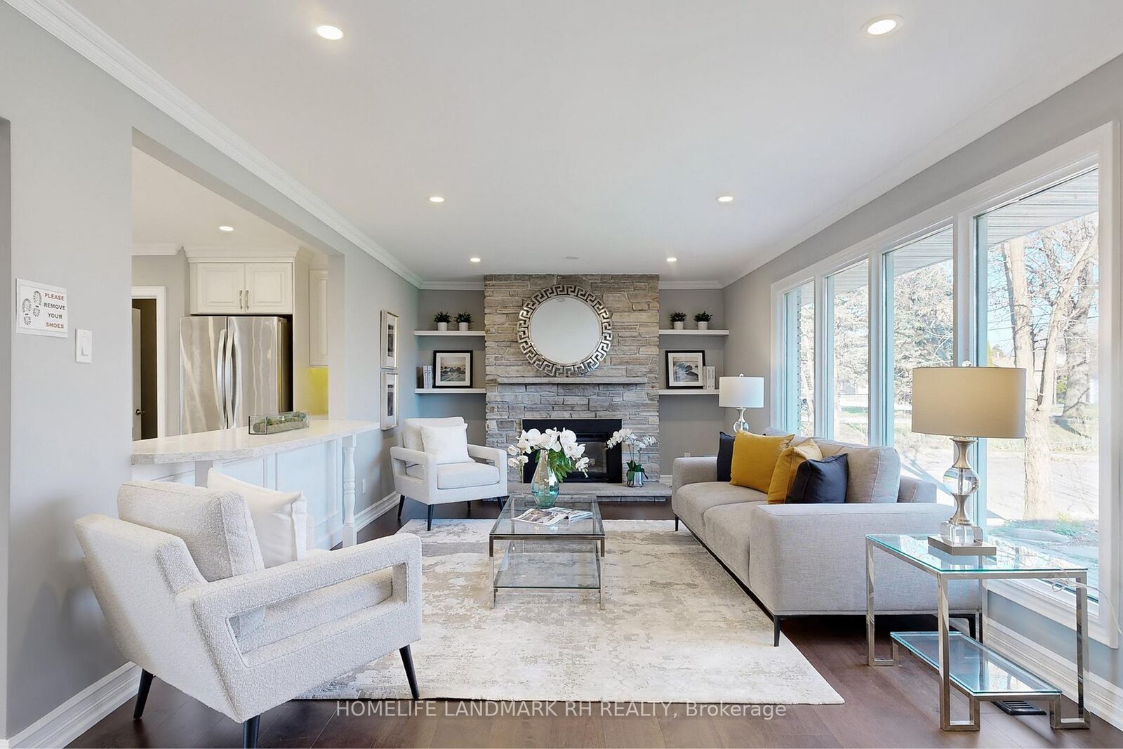 Property Photo: 88 Riverglen Drive ON L4P 2R1