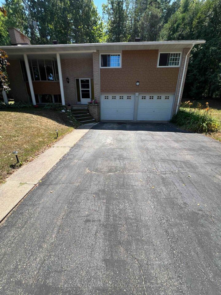 Property Photo: 19 Forest Hill Road ON K0L 1C0