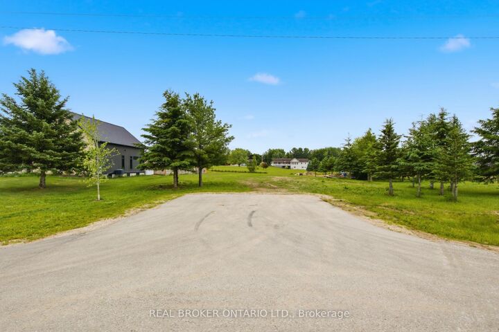 Property Photo:  1022 Currie Street  ON N0G 2X0 