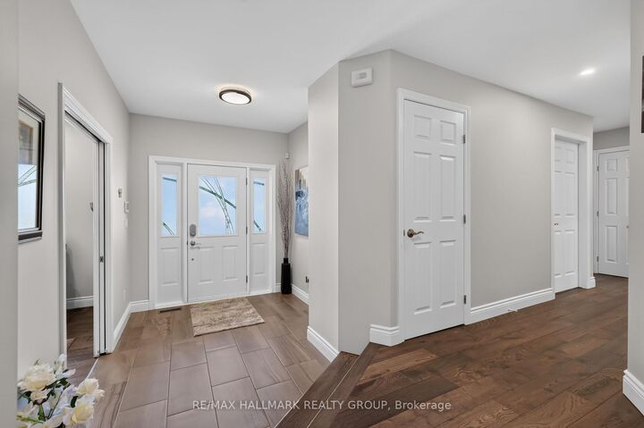 Property Photo: 30 Kimberly Avenue ON K0G 1J0
