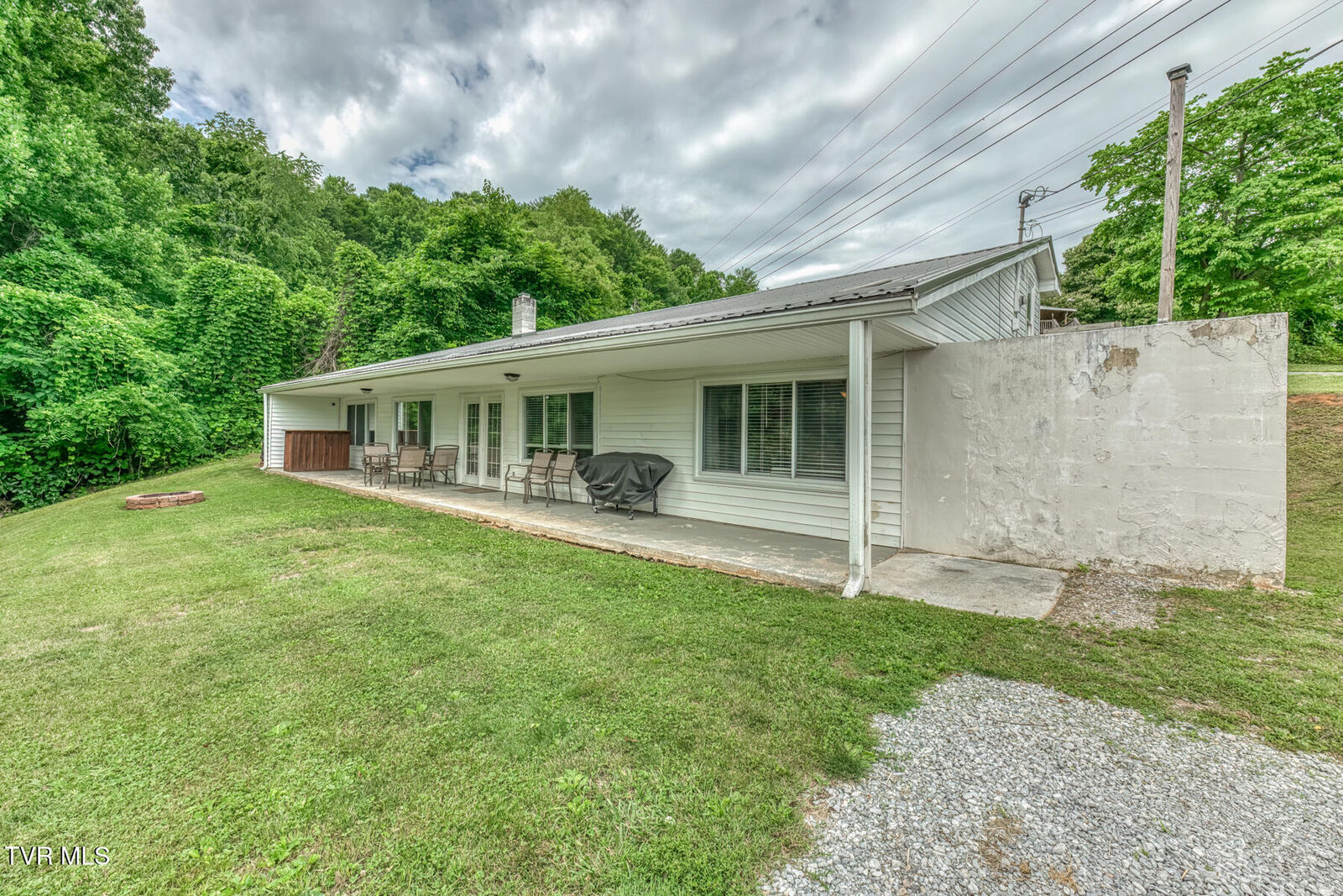 Property Photo:  124 Tolley Lane  TN 37650 