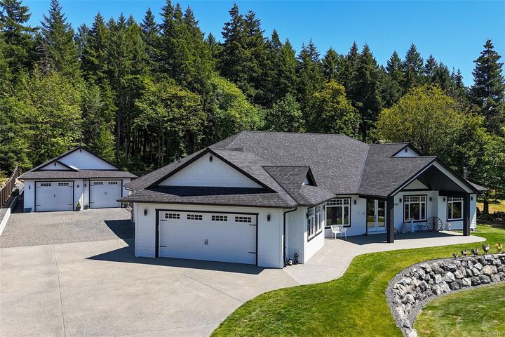 Property Photo: 5623 Arvay Rd BC V9Y 8H4