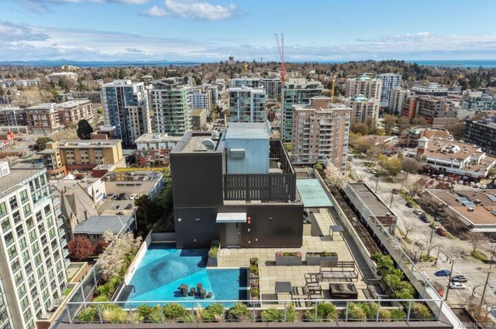 Property Photo:  845 Johnson St #401  BC V8W 0G3 