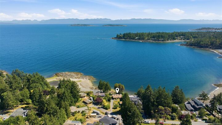 Property Photo: 1518 Haida Way BC V9P 9B5