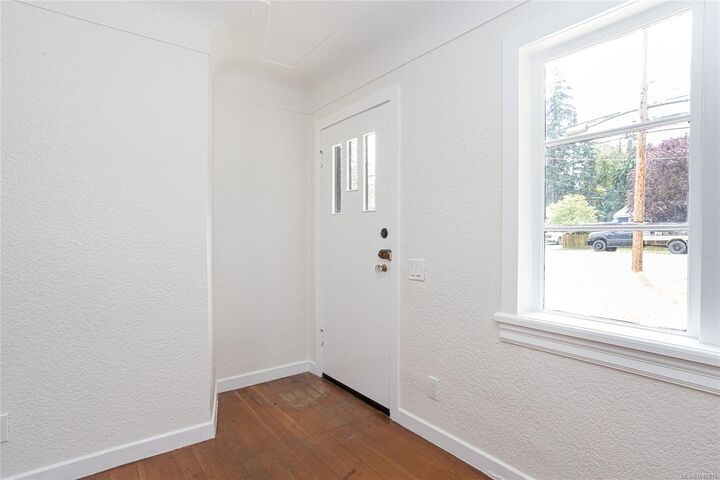 Property Photo: 9559 Chemainus Rd BC V0R 1K5