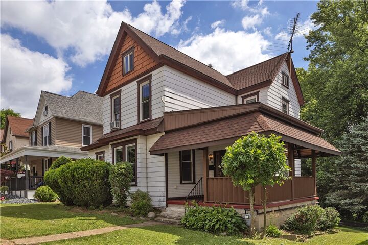Property Photo: 54 First St PA 15642