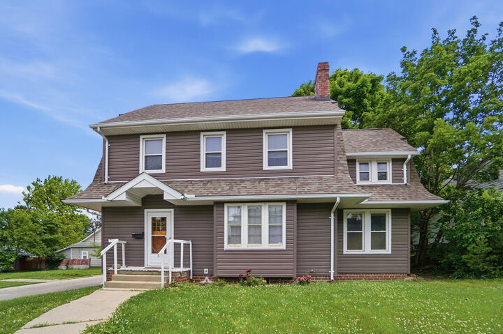 Property Photo:  238 W Court Street  OH 43078 