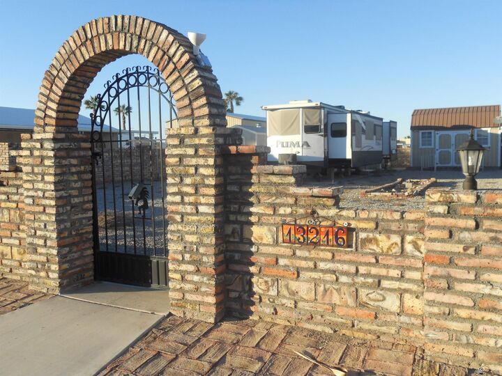 Property Photo: 13216 E 46 Dr AZ 85367-0000