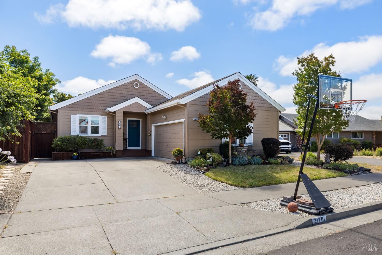 Property Photo:  2170 Bock Street  CA 95403 
