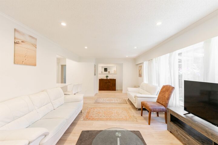 Property Photo: 5114 Westminster Avenue BC V4K 2J2