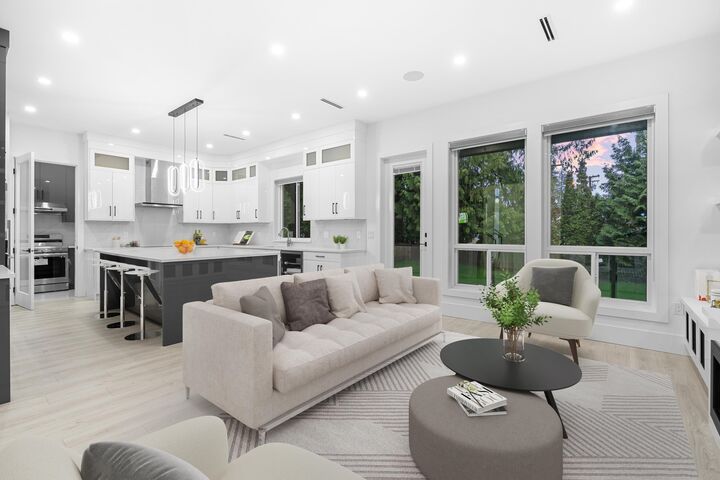 9336 119A Street — photo 1
