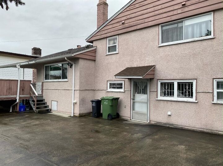 Property Photo: 8280 Francis Road BC V6Y 1A4