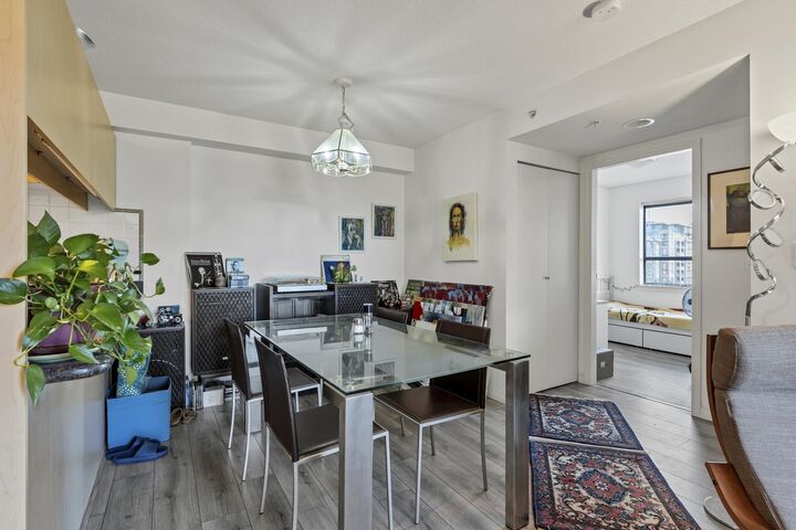 Property Photo: 6611 Cooney Road 910 BC V6Y 4C5