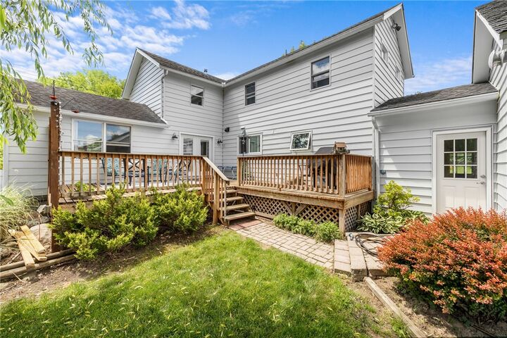 Property Photo:  320 Jay Street  NY 14456 