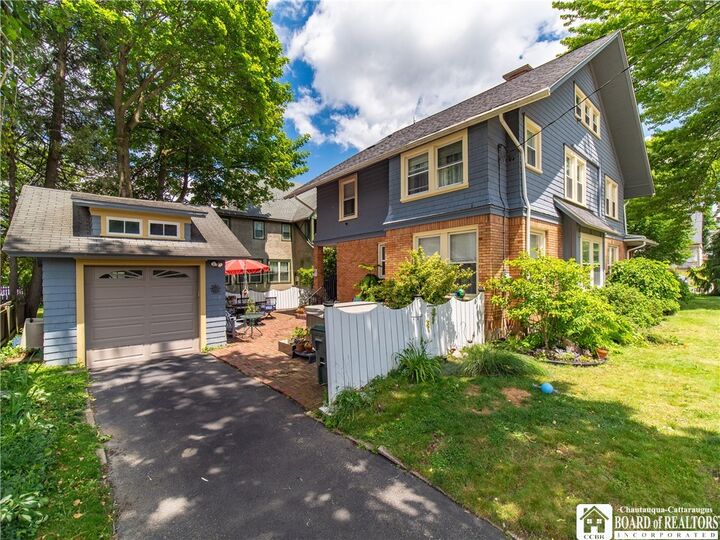 Property Photo:  633 Lakeview Avenue  NY 14701 