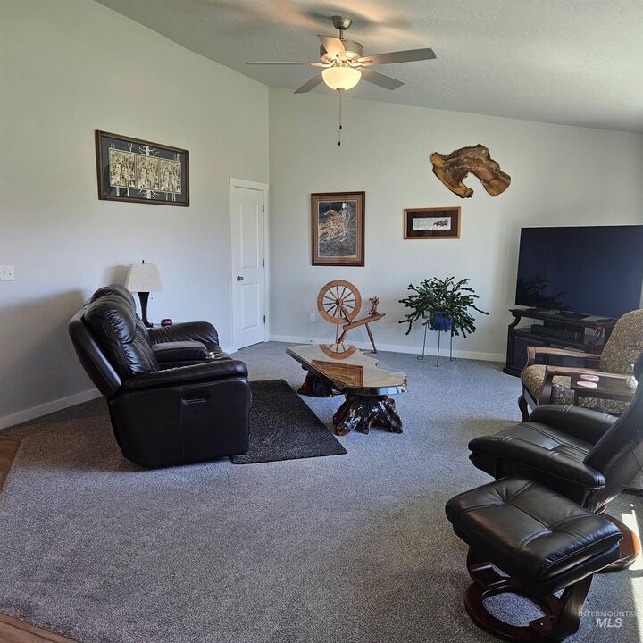 Property Photo: 1741 Panama Ave ID 83617