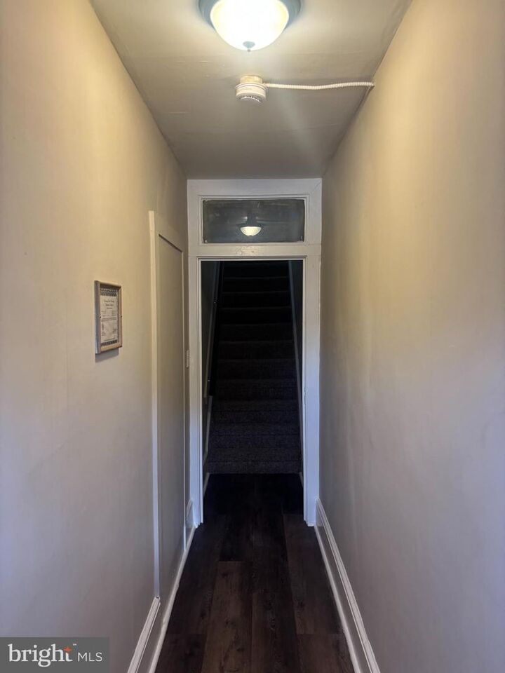 Property Photo:  223 Essex Street B  NJ 08030 