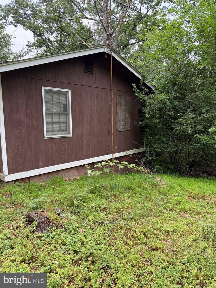 Property Photo: 616 Opossum Trail VA 22602