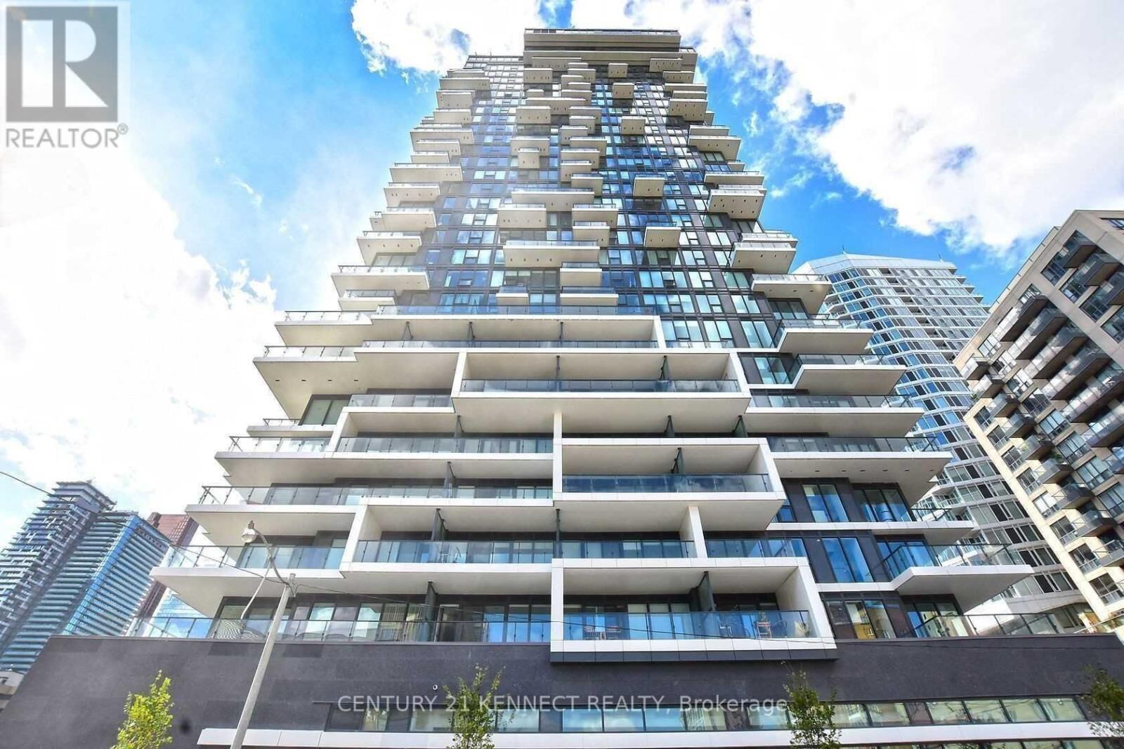 Property Photo:  77 Shuter Street 2203  ON M5B 0B8 