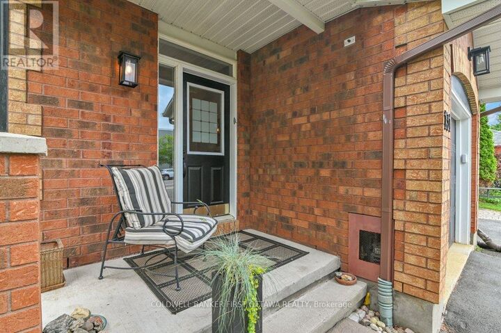 Property Photo: 131 Hearst Way ON K2L 4G5