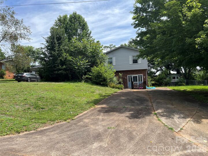 Property Photo:  139 Vista Drive  NC 28043 
