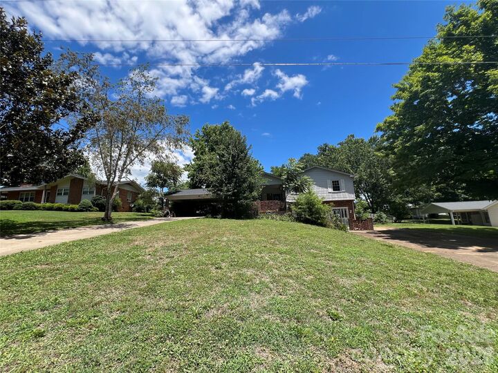 Property Photo: 139 Vista Drive NC 28043
