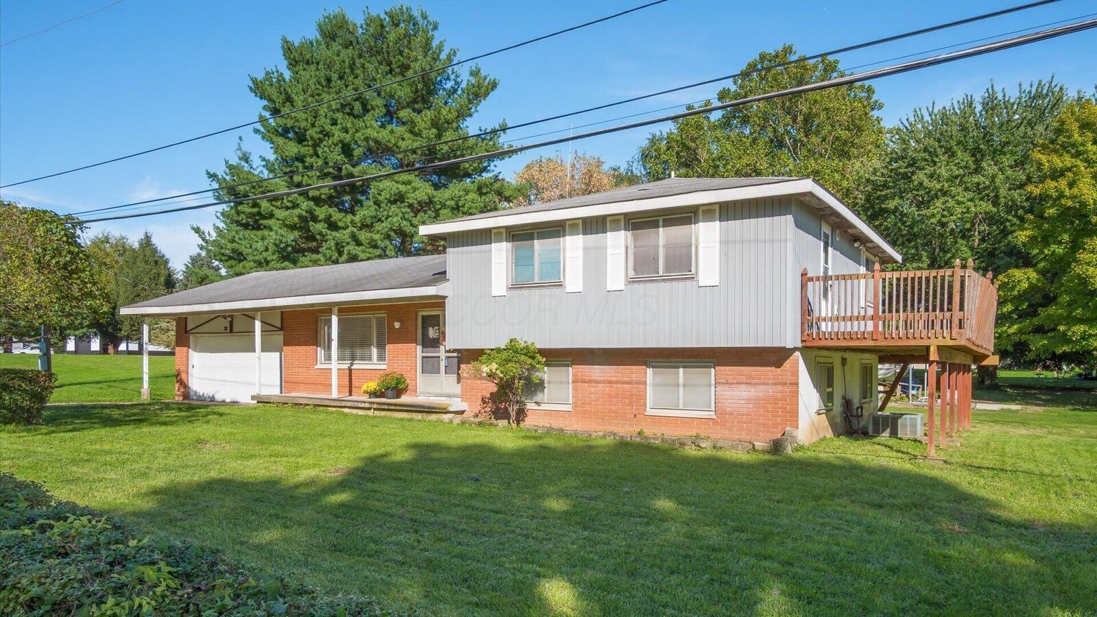Property Photo:  20 Worth Drive  OH 43025 