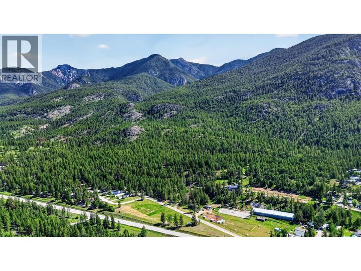 Property Photo: 8566 Eacrett Road BC V0A 1K2