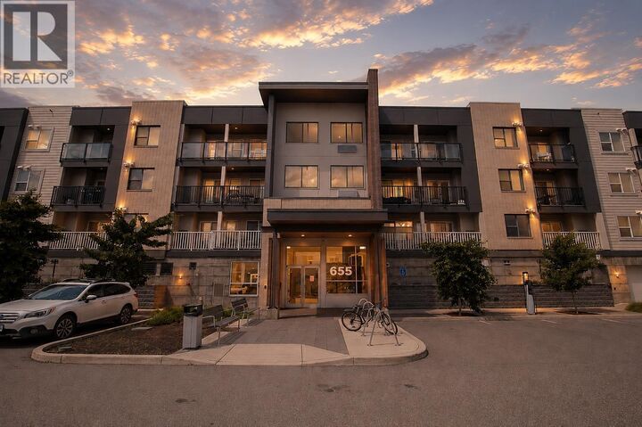 655 Academy Way 111 — photo 1