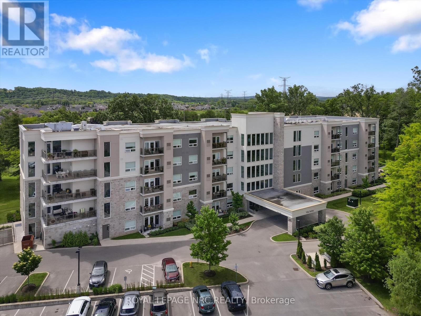 Property Photo: 105 Vansickle Road South 505 ON L2S 0G4