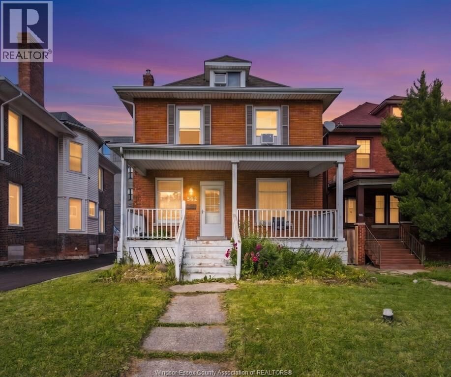 Property Photo:  542 Victoria Avenue  ON N9A 3M8 