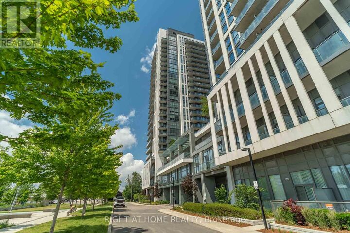 Property Photo:  15 Zorra Street 901  ON M8Z 0C1 
