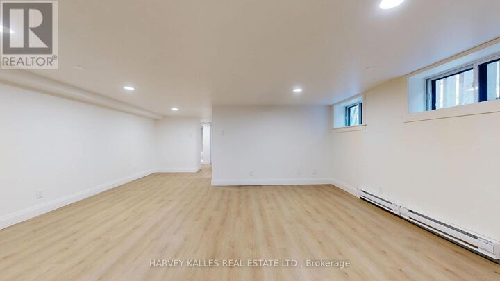 Property Photo:  1216 Avenue Road 3  ON M5N 2G4 