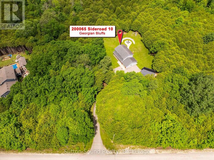 Property Photo:  200065 10 Sideroad  ON N0H 2K0 