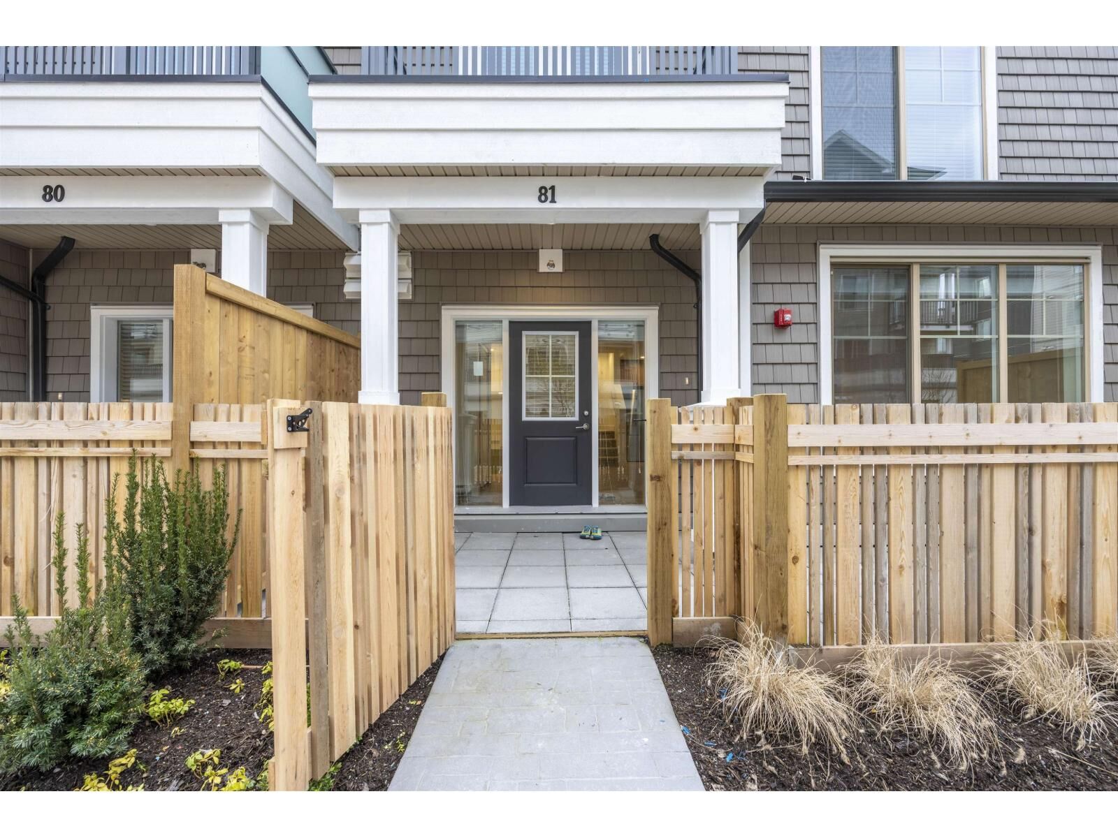 Photo de la propriété:  20487 65 Avenue 81  BC V2Y 3K8 