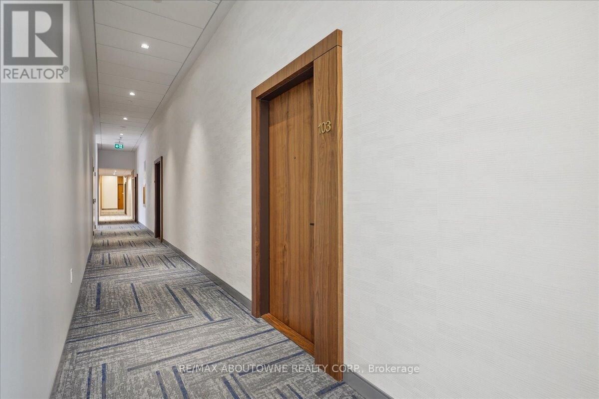 Property Photo: 509 Dundas Street West 103 ON L6M 4M2