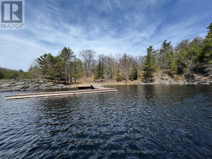 Property Photo:  10 Underhill Island  ON P2A 2T4 