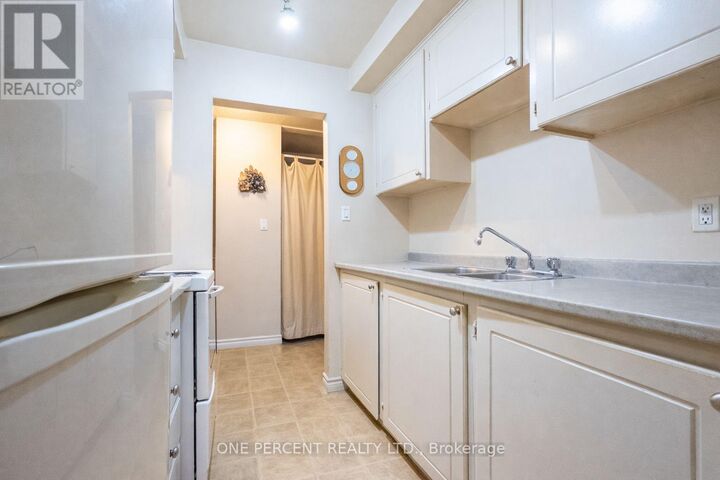 Property Photo: 25 College Street East 206 ON K8P 3A3