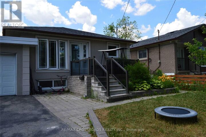 Property Photo: 44 Romulus Drive ON M1K 4C2
