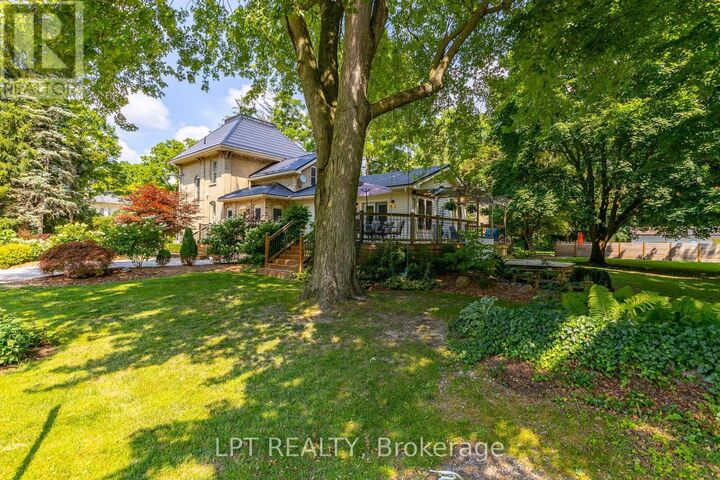 Property Photo: 283 Hastings Street ON N0M 2K0