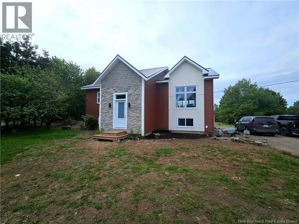 Property Photo:  805 Principale  NB E8R 1G9 